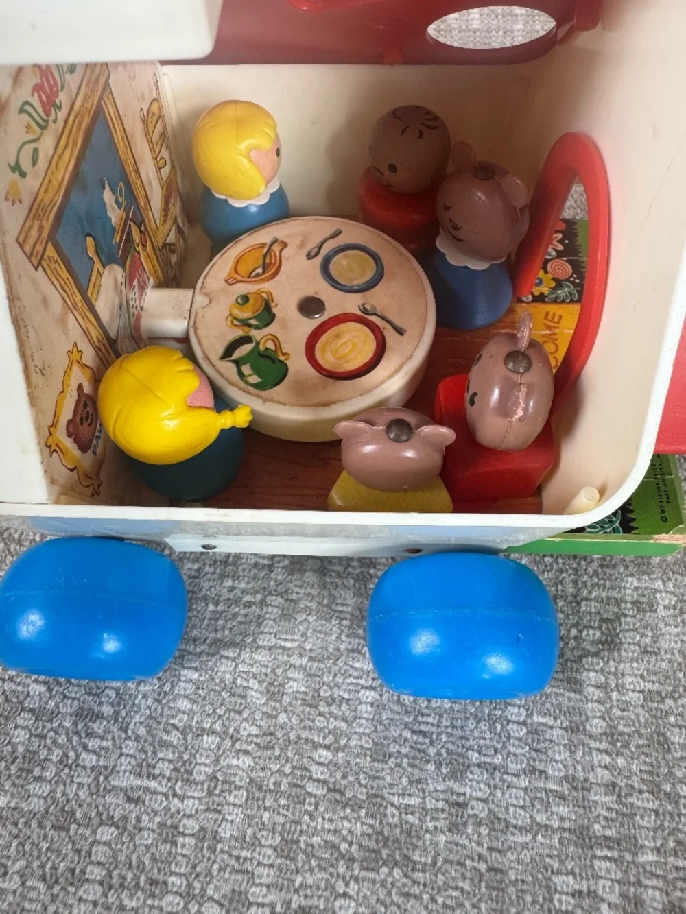 Vintage 1967 Fisher Price Goldilocks & 3 Bears Playhouse #151 Complete + Extras